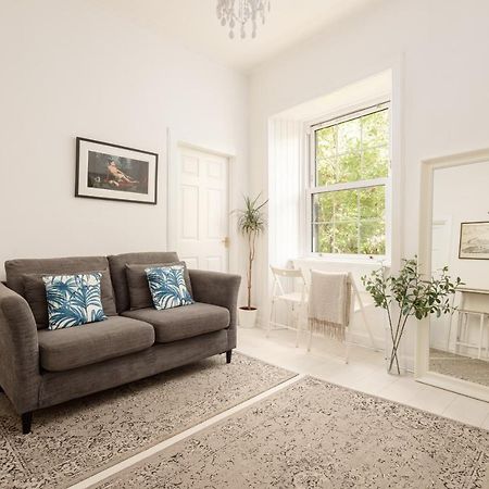 The Tollcross Apartment - Modern & Bright 1Br EDI Exterior photo